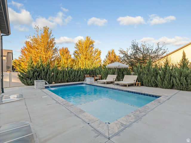 Property Photo:  12113 S Aiden Ridge Dr W  UT 84020 