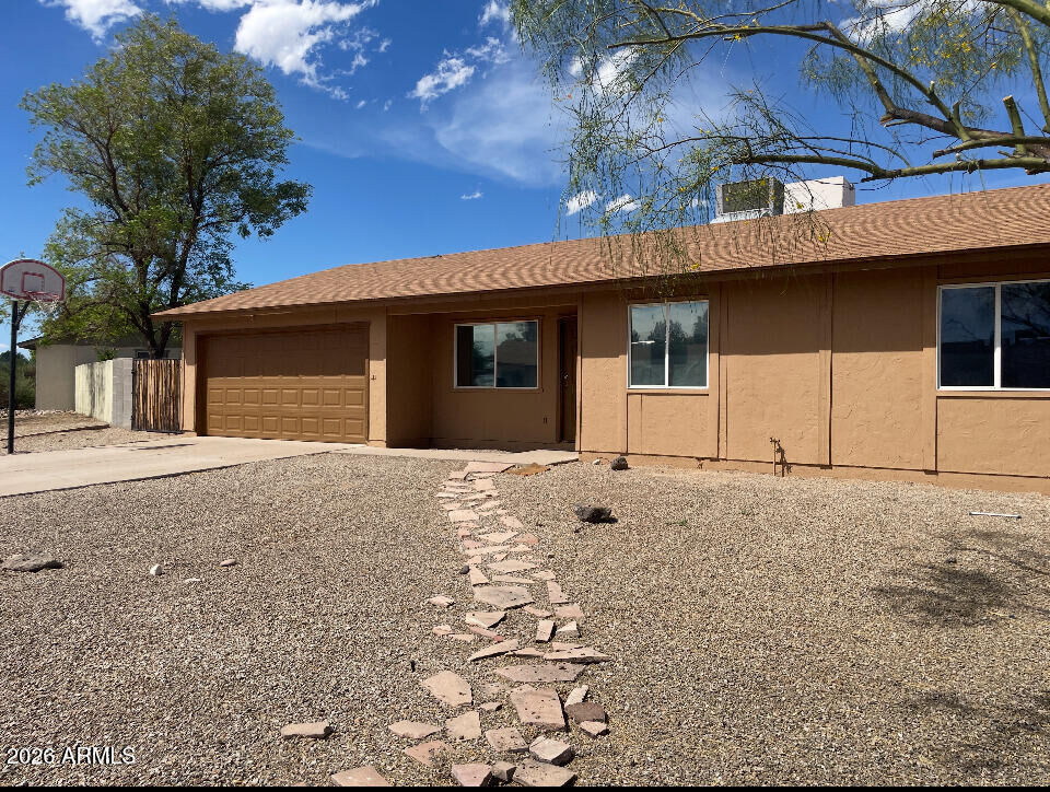 Property Photo:  1126 W Apollo Avenue  AZ 85283 