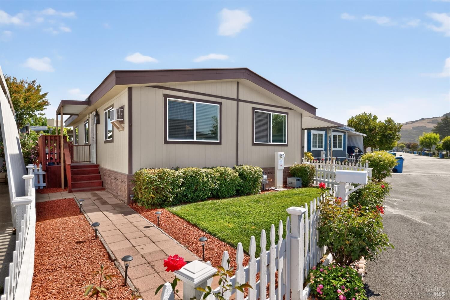 Property Photo:  109 Pear Lane 109  CA 95407 
