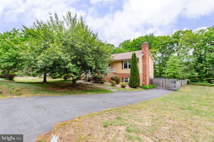 Property Photo:  3906 Doran Road  VA 22407 