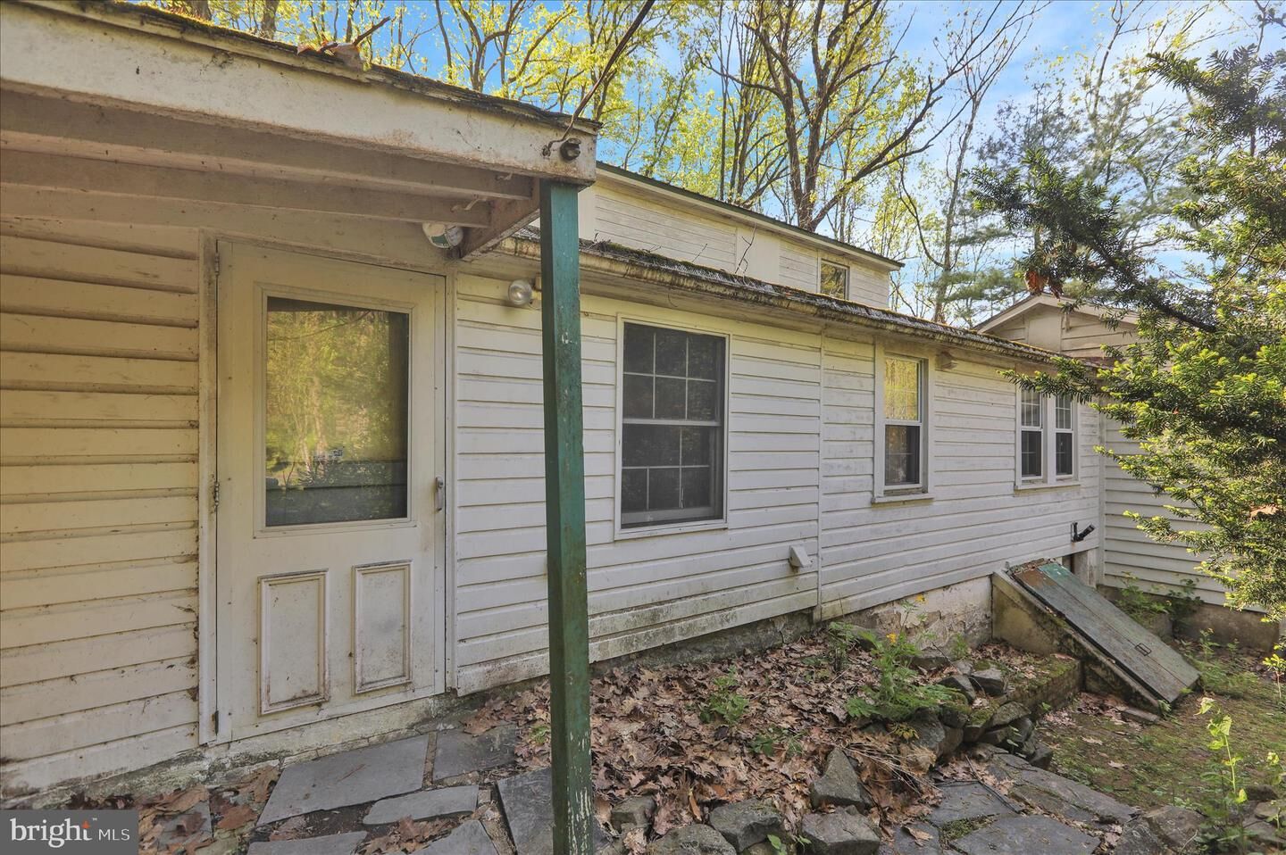 Property Photo:  100 Walnuttown Road  PA 19522 