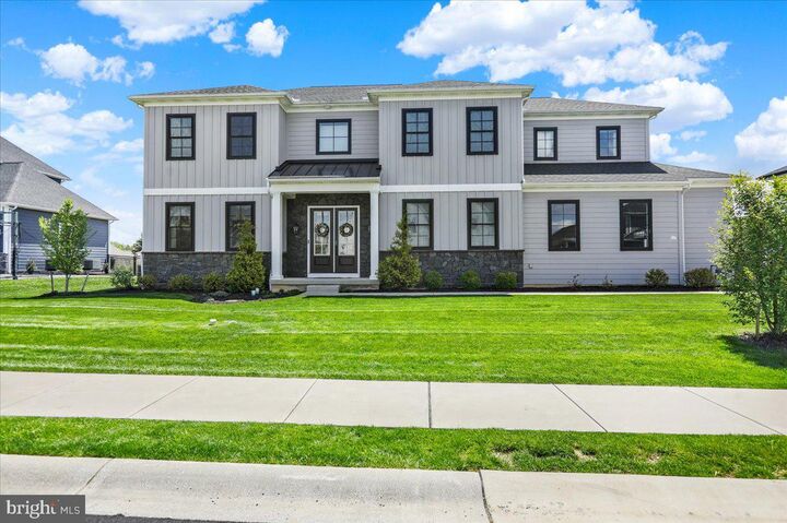 Property Photo:  658 Fleetwood Drive  PA 17543 