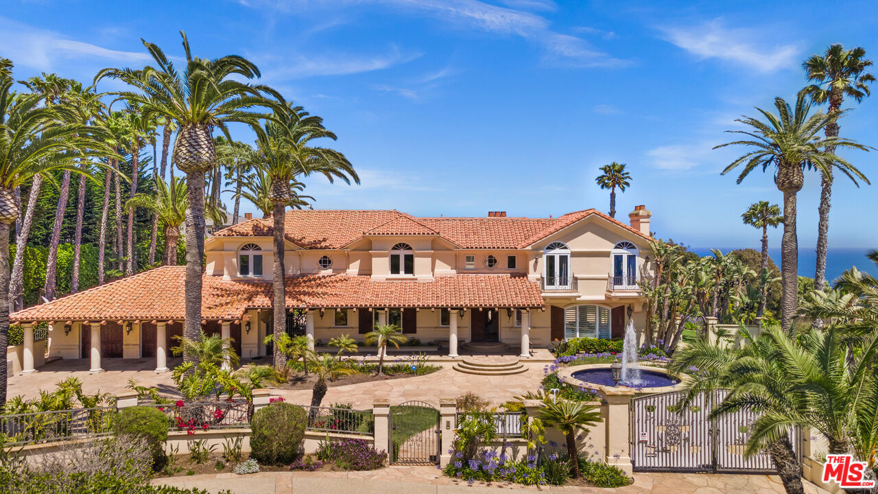 Property Photo: 7160 Dume Dr CA 90265