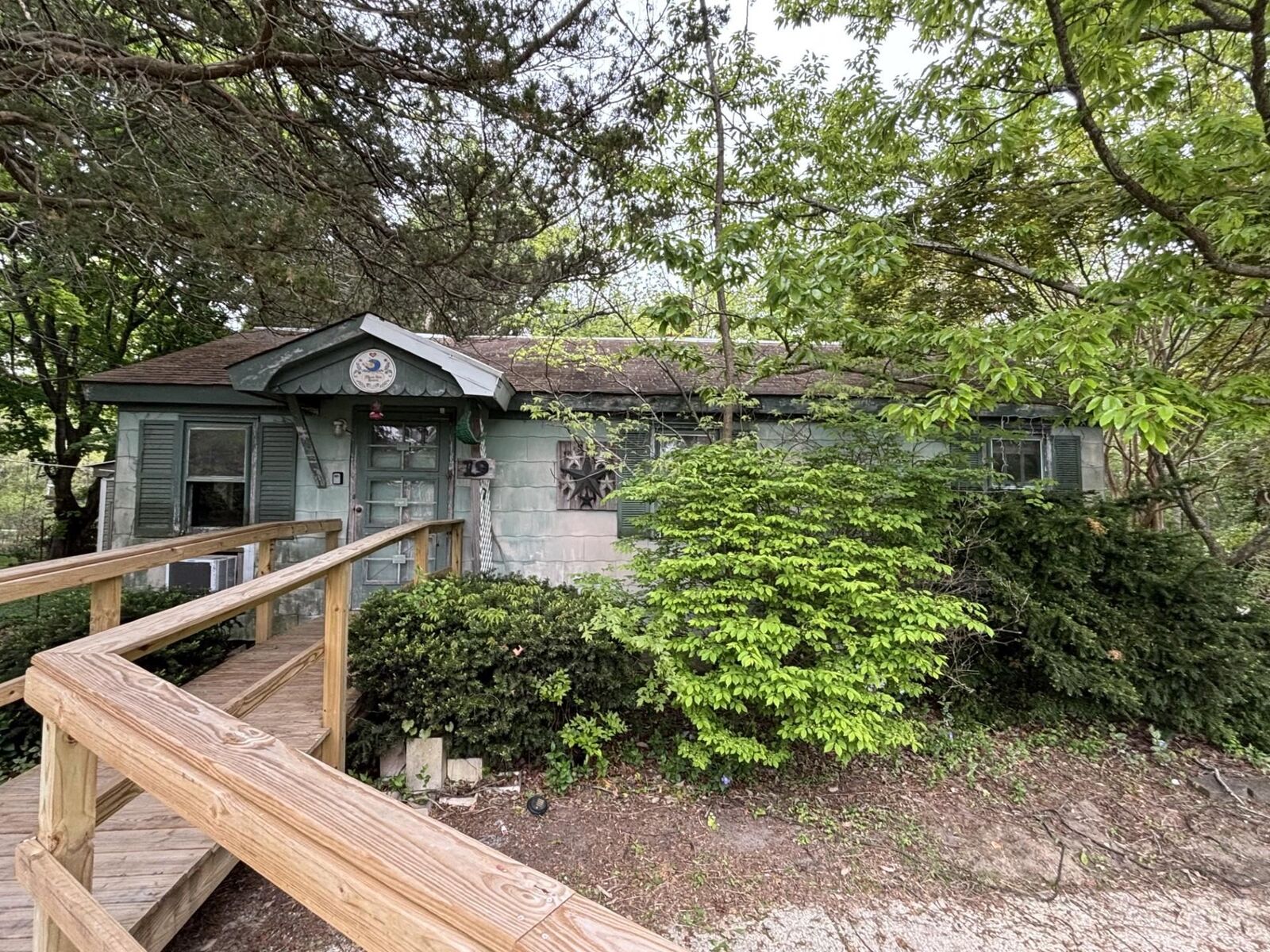 Property Photo:  19 Maple  NJ 08210 