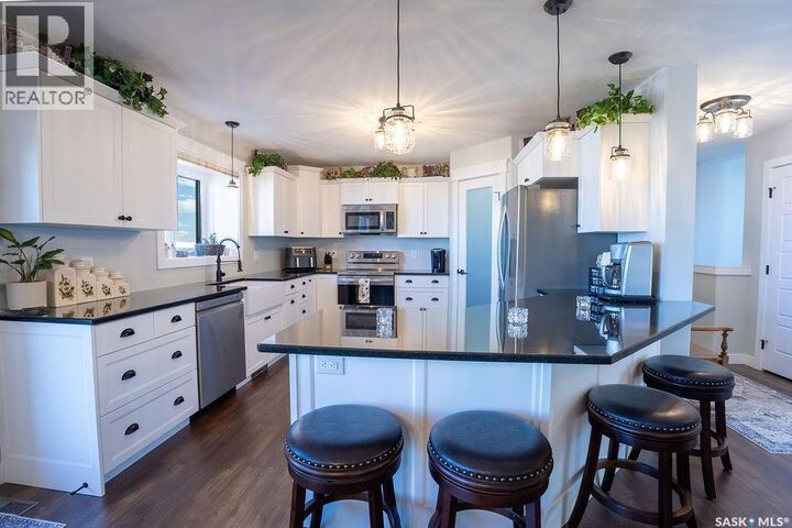 Property Photo:  1 Shortt Road  SK S7C 0A2 