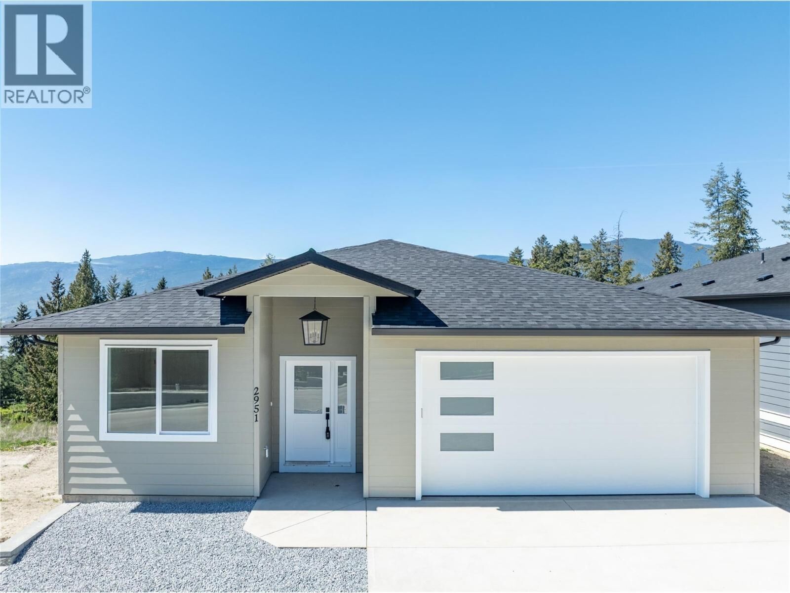 Property Photo:  2951 27 Street Northeast  BC V1E 2Z7 