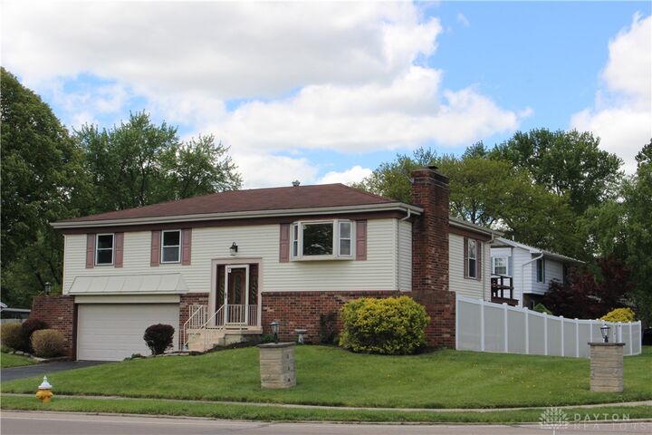 Property Photo:  7031 Union Schoolhouse Road  OH 45424 