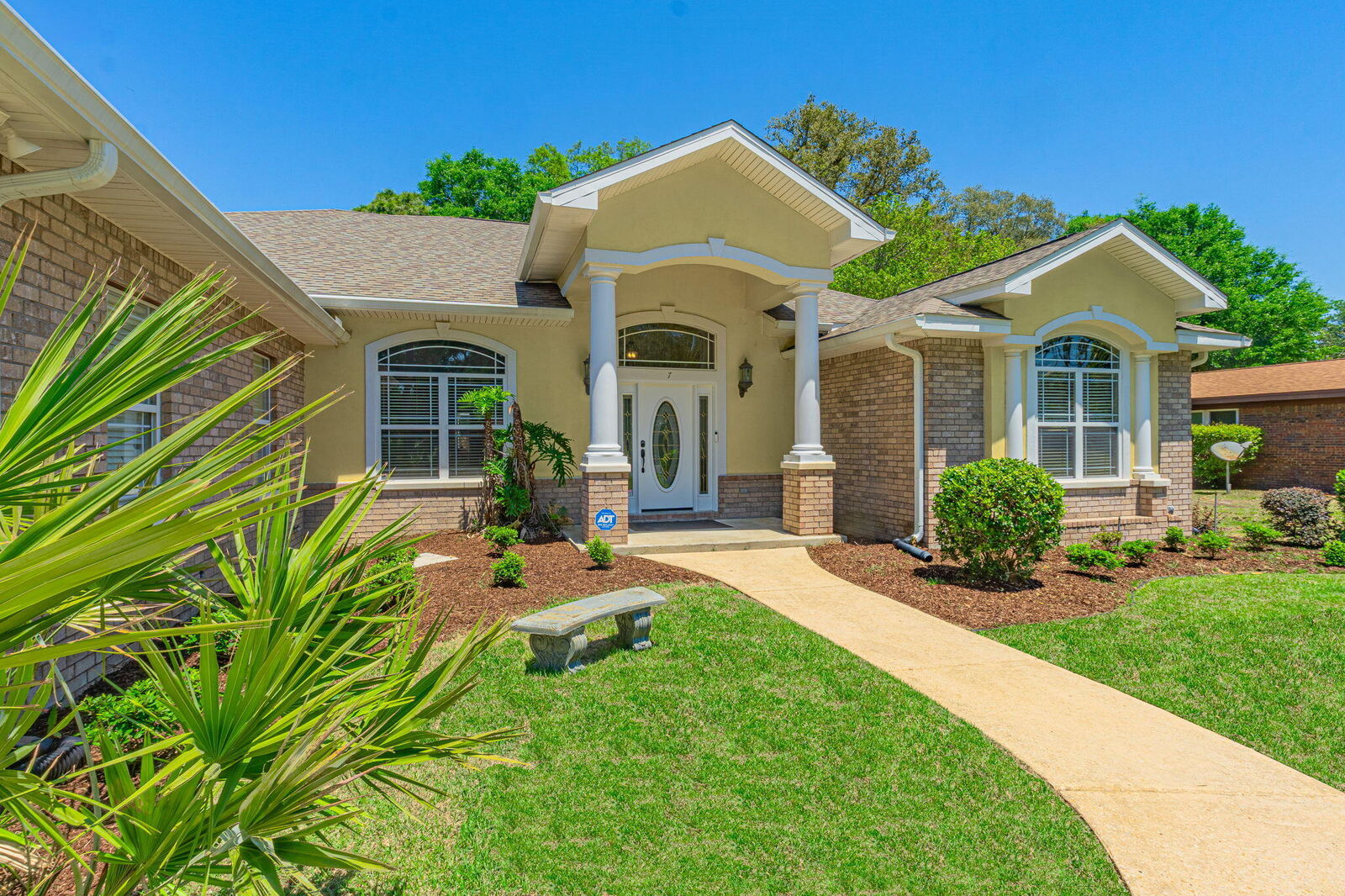 Property Photo:  7 Japonica Lane  FL 32579 