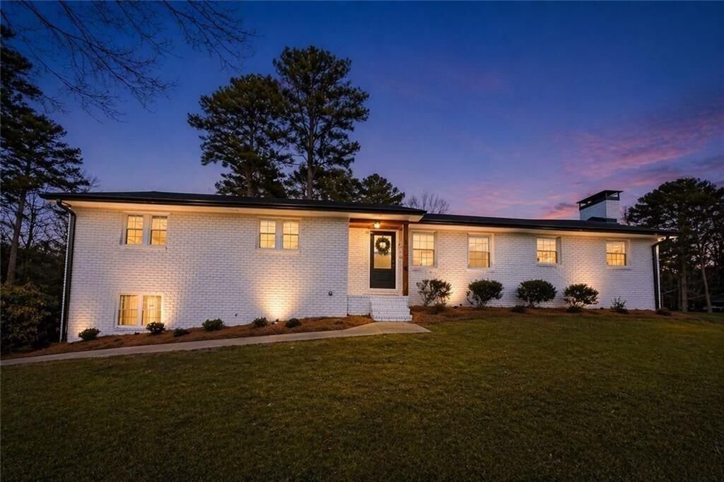 Property Photo: 3680 Bells Ferry Road NW GA 30144