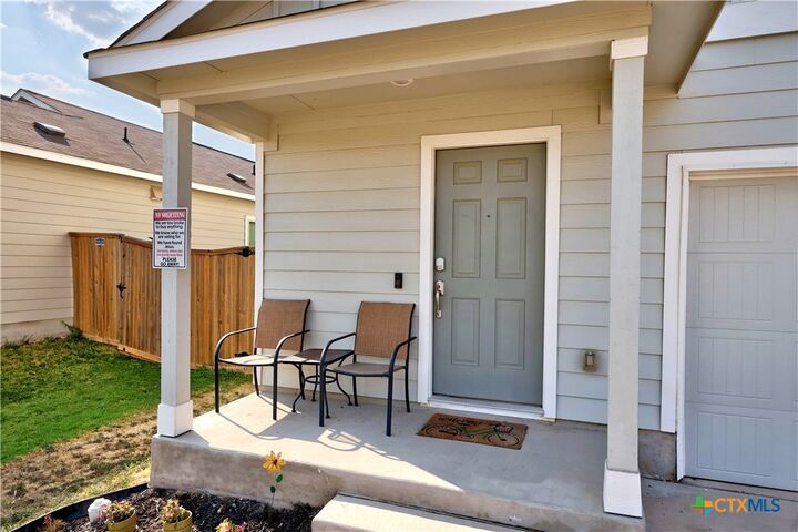Property Photo:  808 Circle Way 26H  TX 76537 