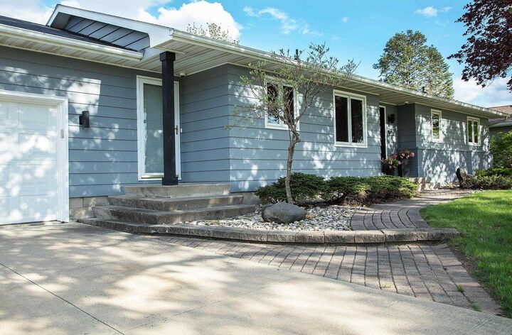 Property Photo:  109 16th St SW  IA 50677 