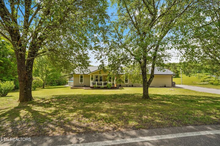 Property Photo:  603 Lees Chapel Rd  TN 37874 