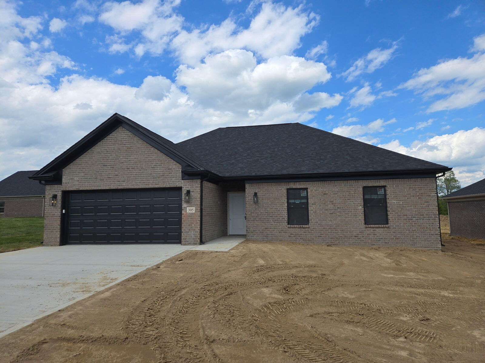 Property Photo:  305 Cinchpost Circle  KY 40744 