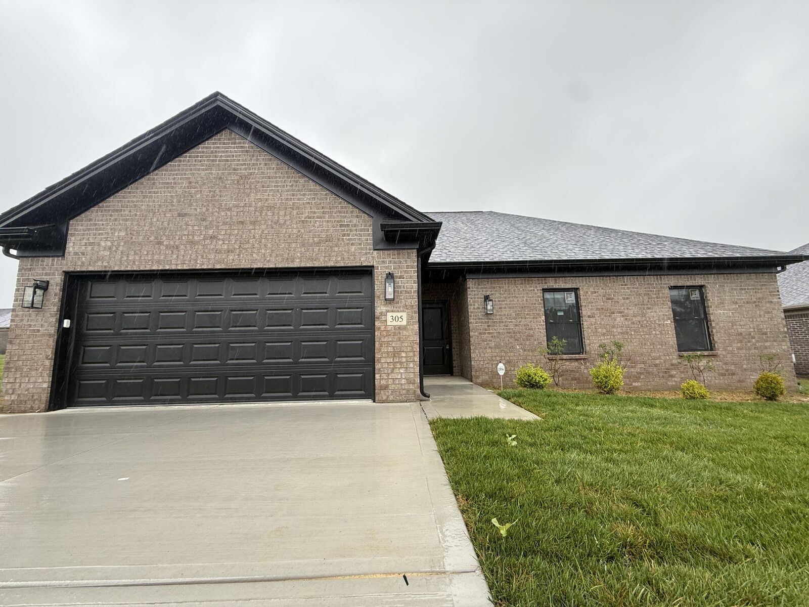 Property Photo:  305 Cinchpost Circle  KY 40744 