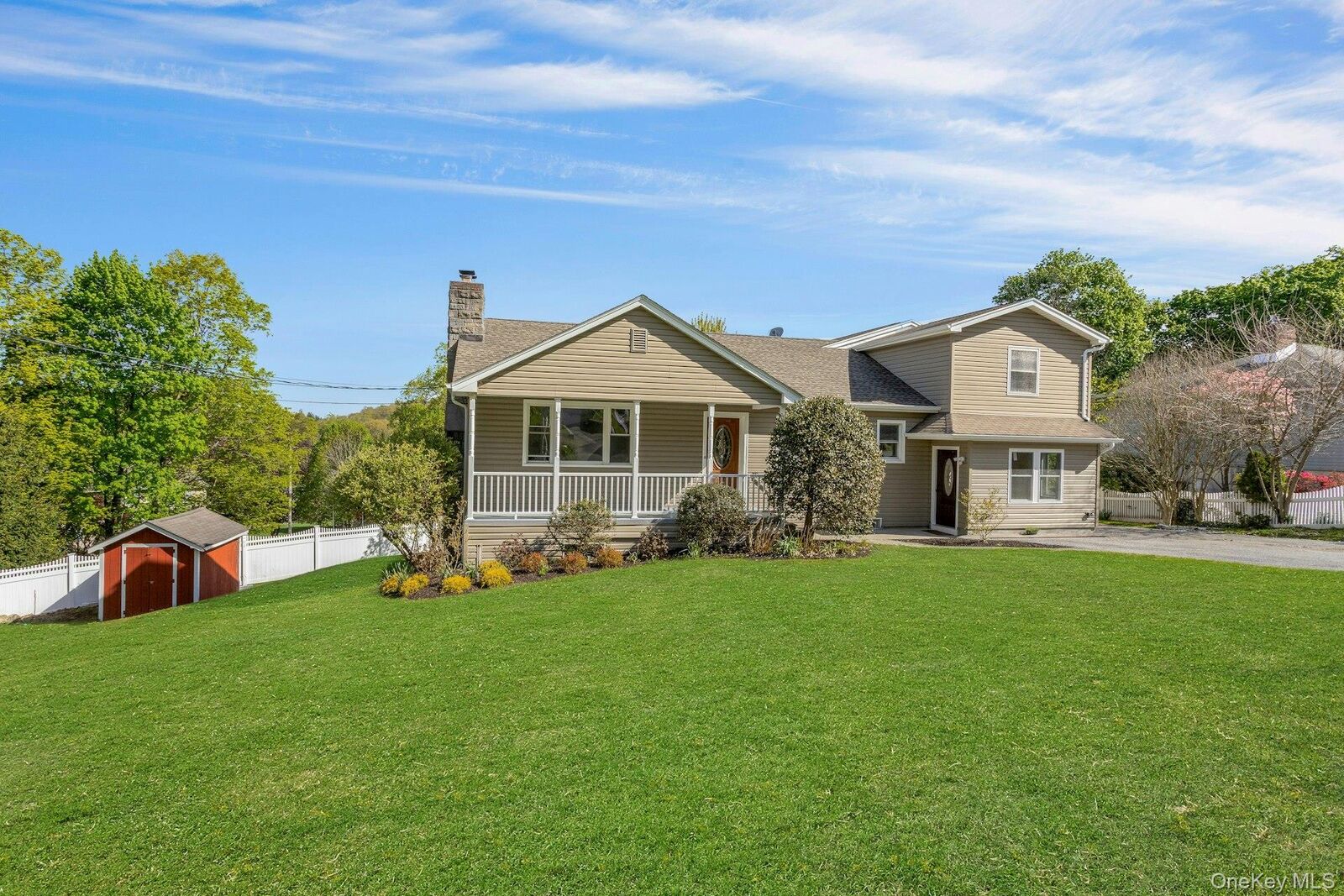Property Photo:  40 Woodland Road  NY 10507 