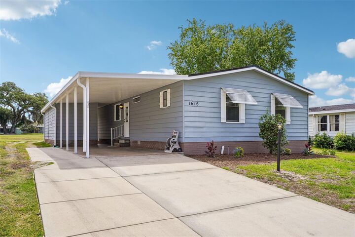 Property Photo:  1616 W Schwartz Boulevard  FL 32159 