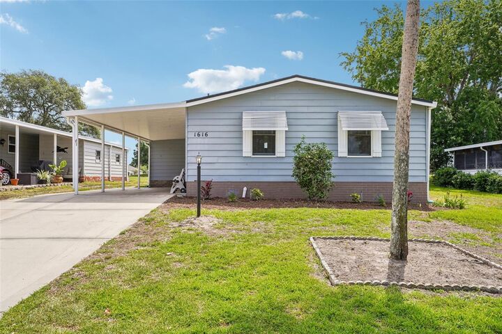 Property Photo: 1616 W Schwartz Boulevard FL 32159