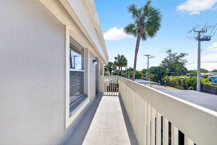 Property Photo:  5934 7th Avenue W 5934  FL 34209 