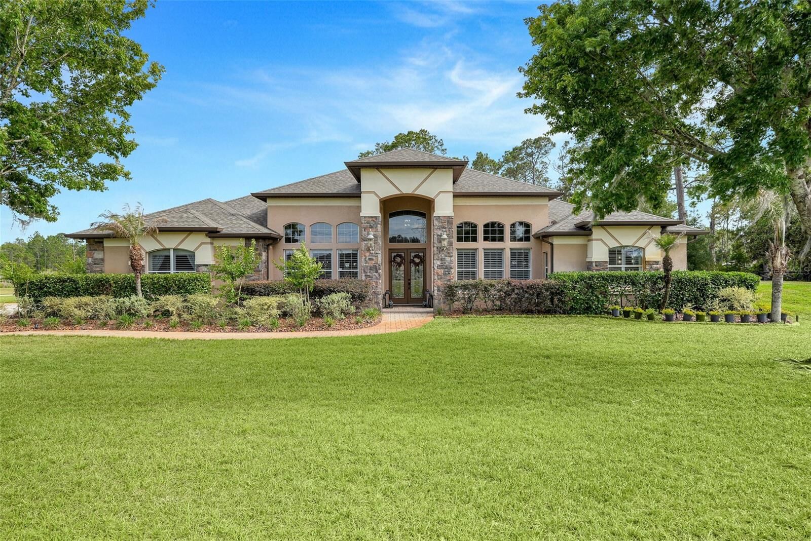Property Photo:  21320 Marsh View Court  FL 34715 