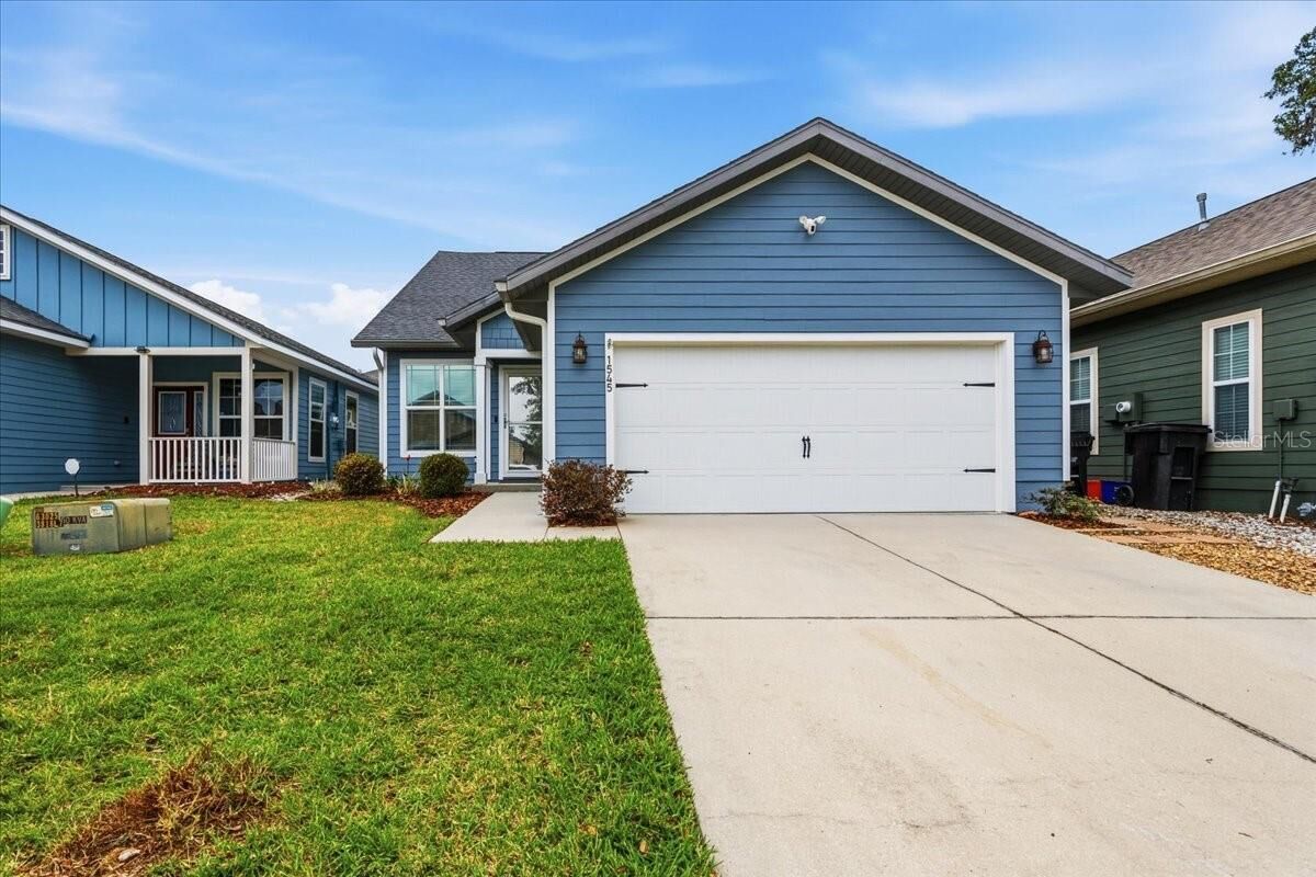 Property Photo:  1545 NW 120th Way  FL 32606 