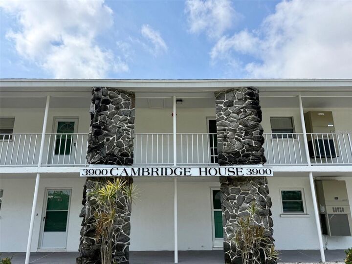 Property Photo:  3900 Roxane Boulevard 11B  FL 34235 