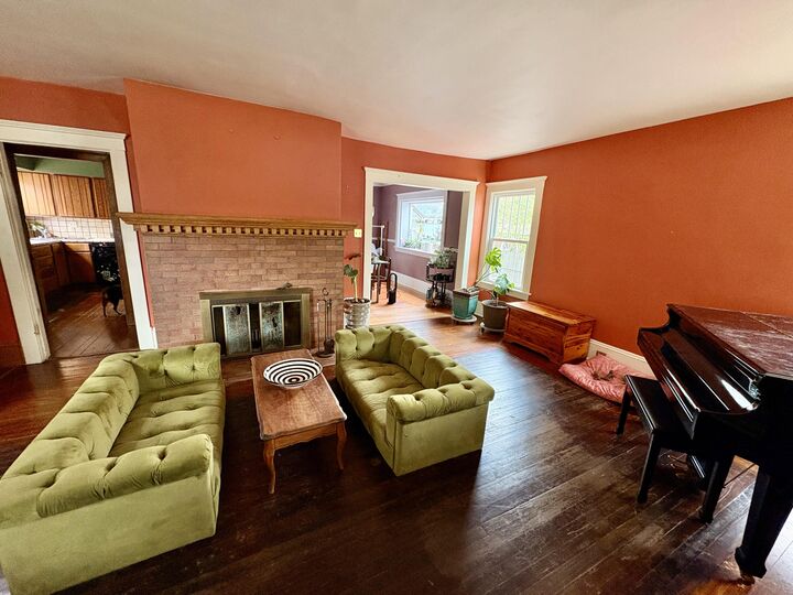 Property Photo: 754 Oakridge Drive MI 49203