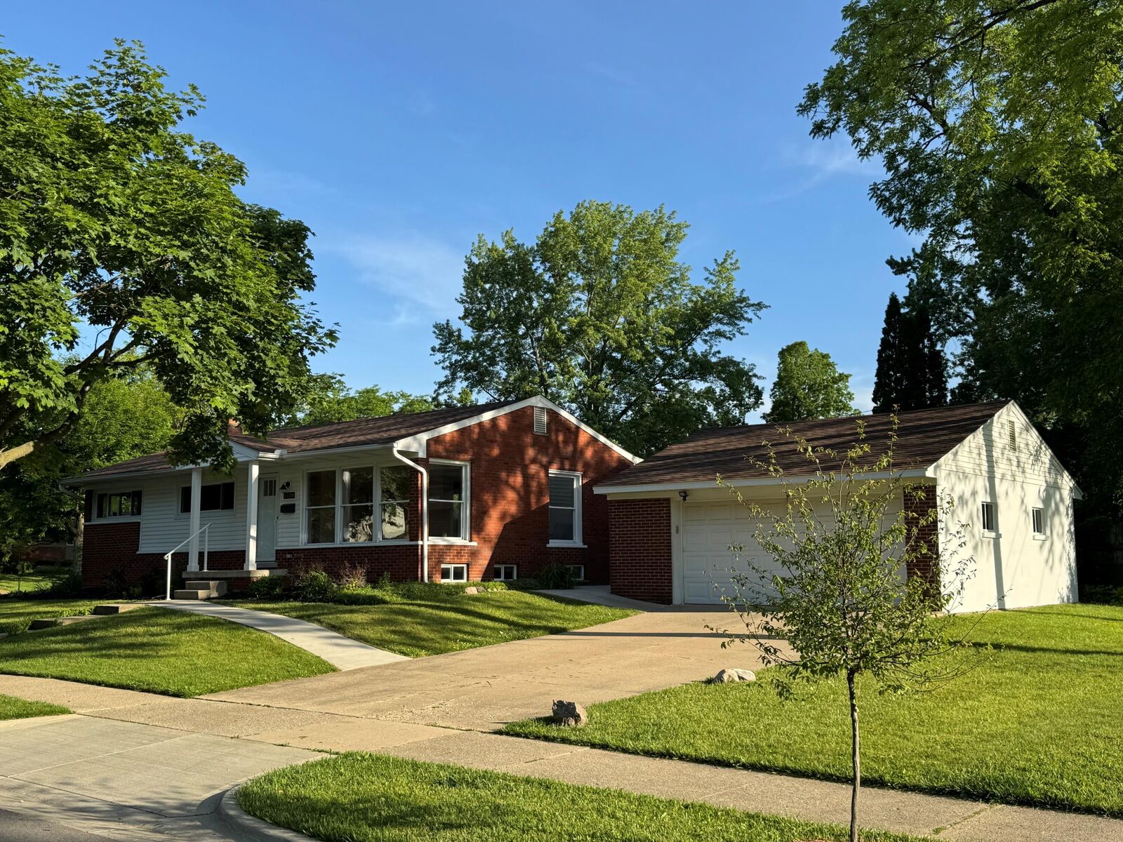 Property Photo: 1720 Avondale Avenue MI 48103