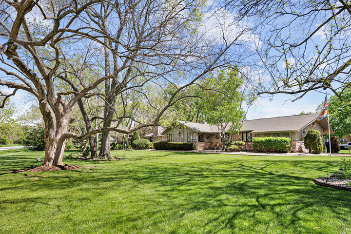 Property Photo: 940 Milton Bridge IL 60423
