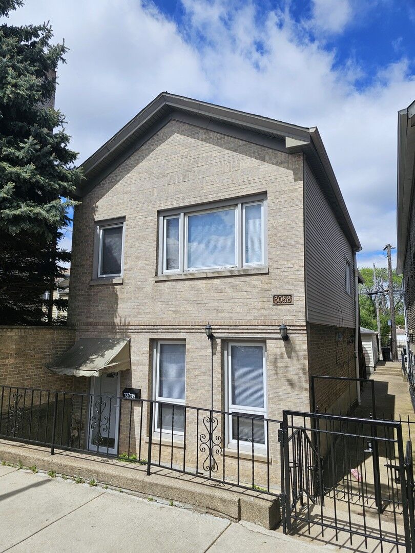 Property Photo:  3088 S Lyman Street  IL 60608 