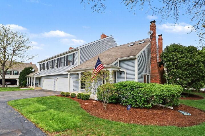Property Photo:  