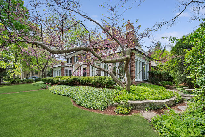 Property Photo:  500 Maple Street  IL 60093 