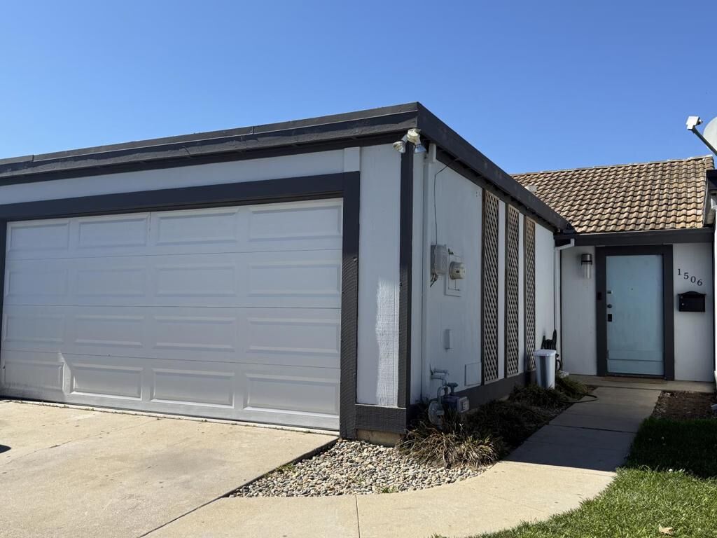 Property Photo:  1506 Barcelona Circle  CA 93906 