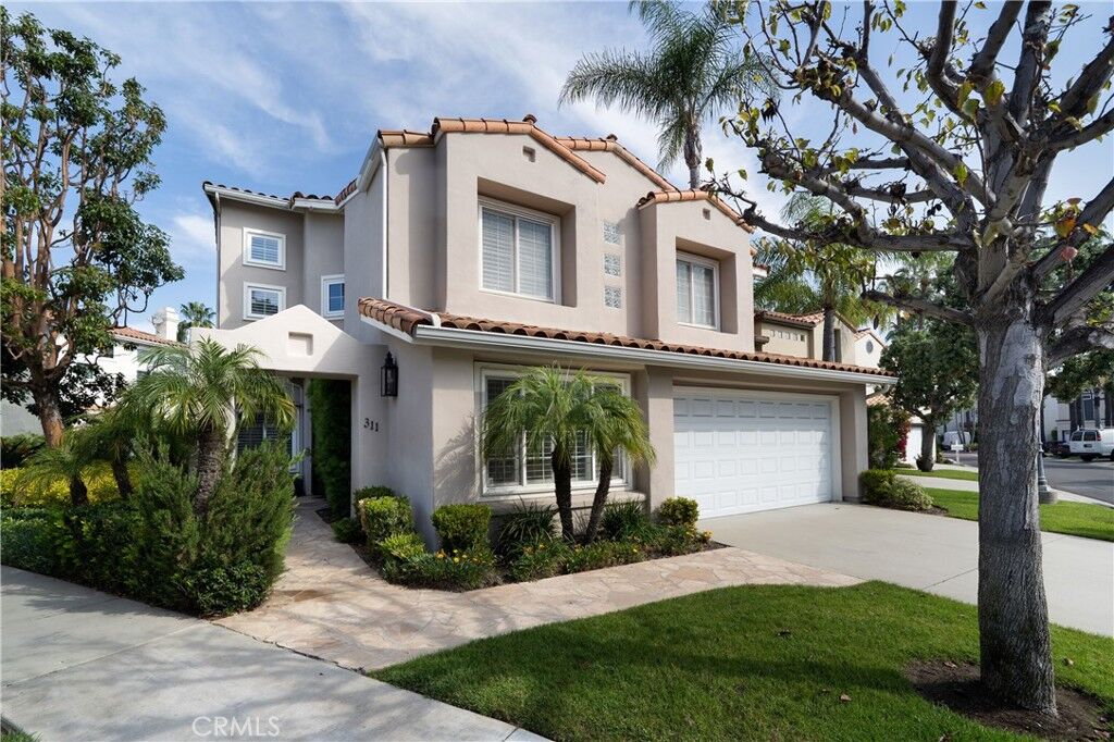 Property Photo:  311 Long Point  CA 90803 