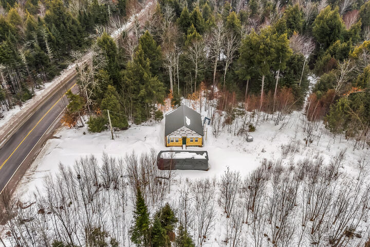 Property Photo:  980 Woodville Road  ME 04457 