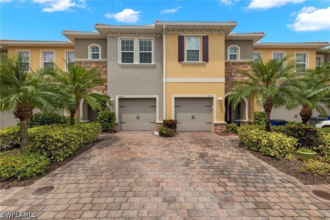 Property Photo:  10818 Alvara Way  FL 34135 