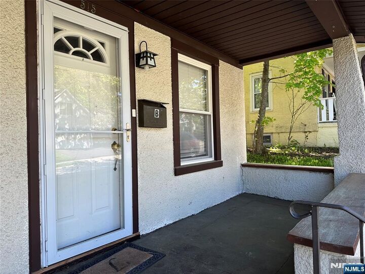 Property Photo:  515-B Farview Street B  NJ 07450 