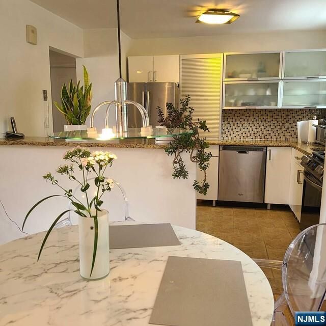 Property Photo:  2-58 Virginia Drive  NJ 07410 