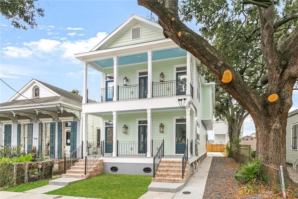 Property Photo: 7824 Dominican Street LA 70118