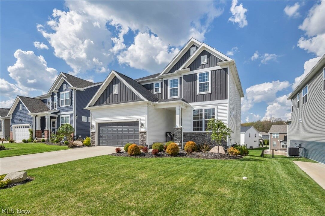 Property Photo: 342 Foxglove Drive OH 44281