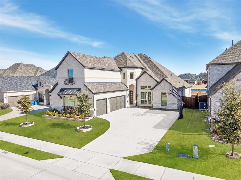 Property Photo:  2312 Topaz Drive  TX 75087 