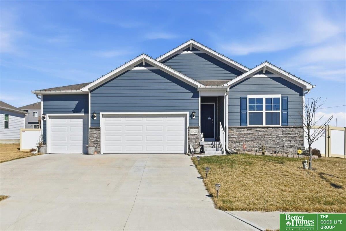 Property Photo:  11452 Sunburst Drive  NE 68046 