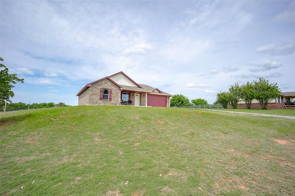 Property Photo: 2484 County Road 1328 OK 73010