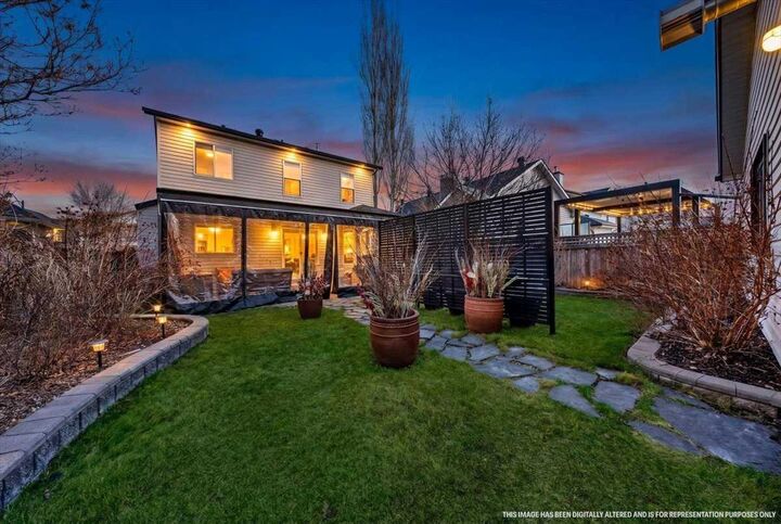 Property Photo: 18 Inverness Rise SE AB T2Z 2X2
