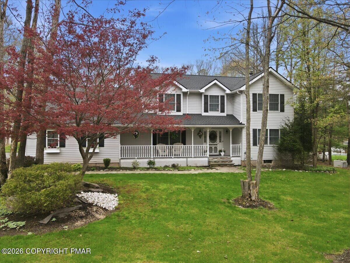 Property Photo:  129 Witch Hazel Way  PA 18360 