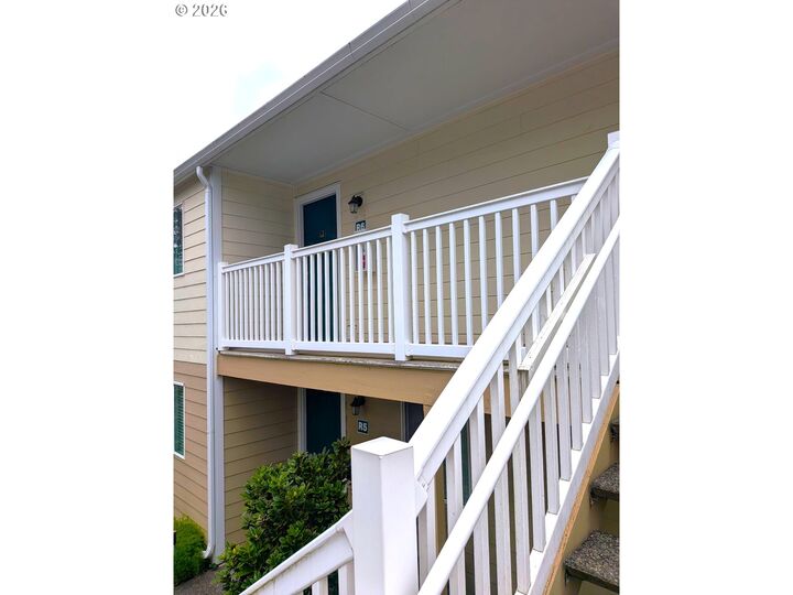 Property Photo:  13216 NE Salmon Creek Ave R-6  WA 98686 
