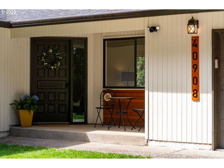 Property Photo:  40908 NE Miller Rd  WA 98671 
