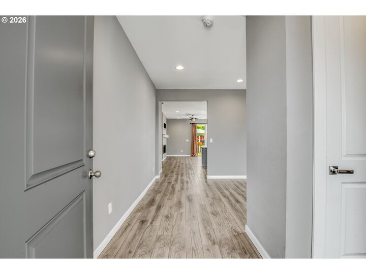 Property Photo:  1524 N River Alder St  OR 97013 