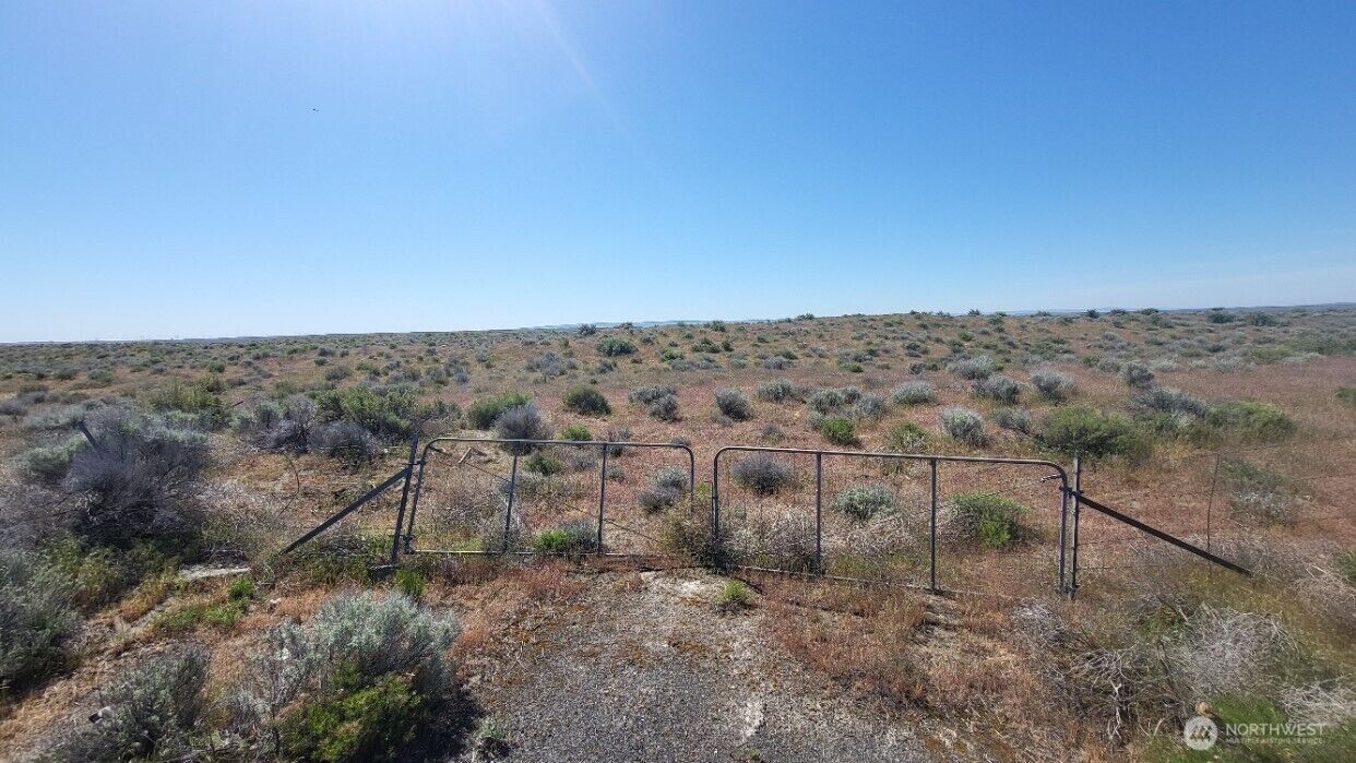 Property Photo:  0  Parcel No. 161567000  WA 98837 