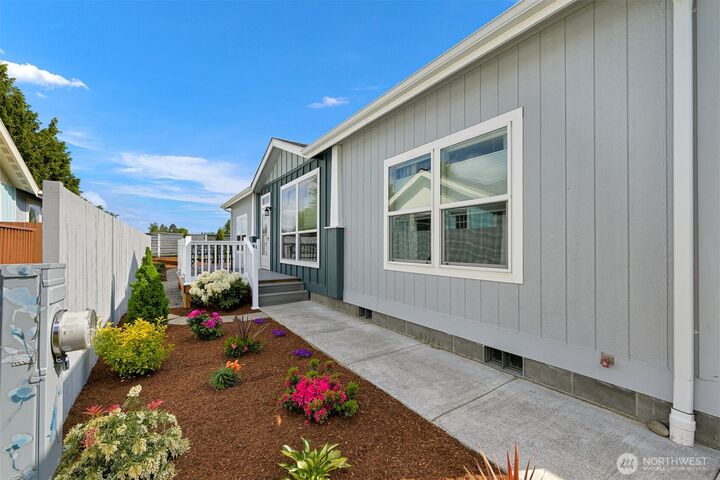 Property Photo:  6350  Portal Way 13  WA 98248 