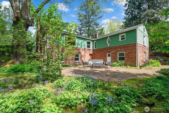 Property Photo:  4423 NE 178th Street  WA 98155 